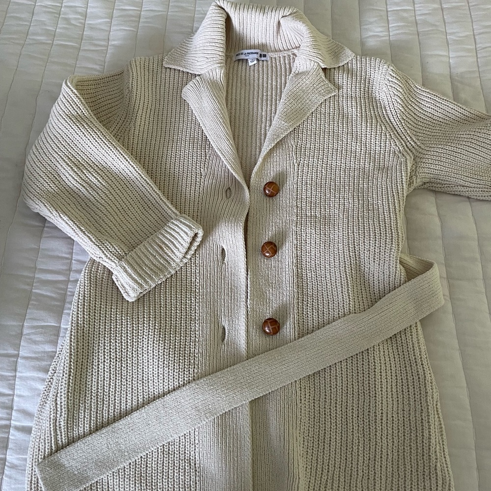 Beautiful and cozy UNIQLO cardigan